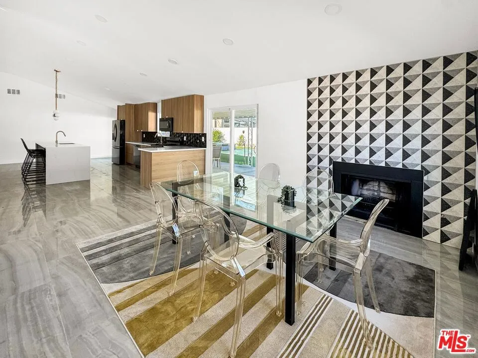 2802 E Venetia Road, Palm Springs, California 92262 home-pic-10